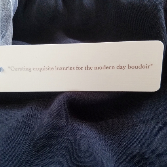 NAKED PRINCESS Isabella Black Off Shoulder Top NEW - Picture 6 of 6